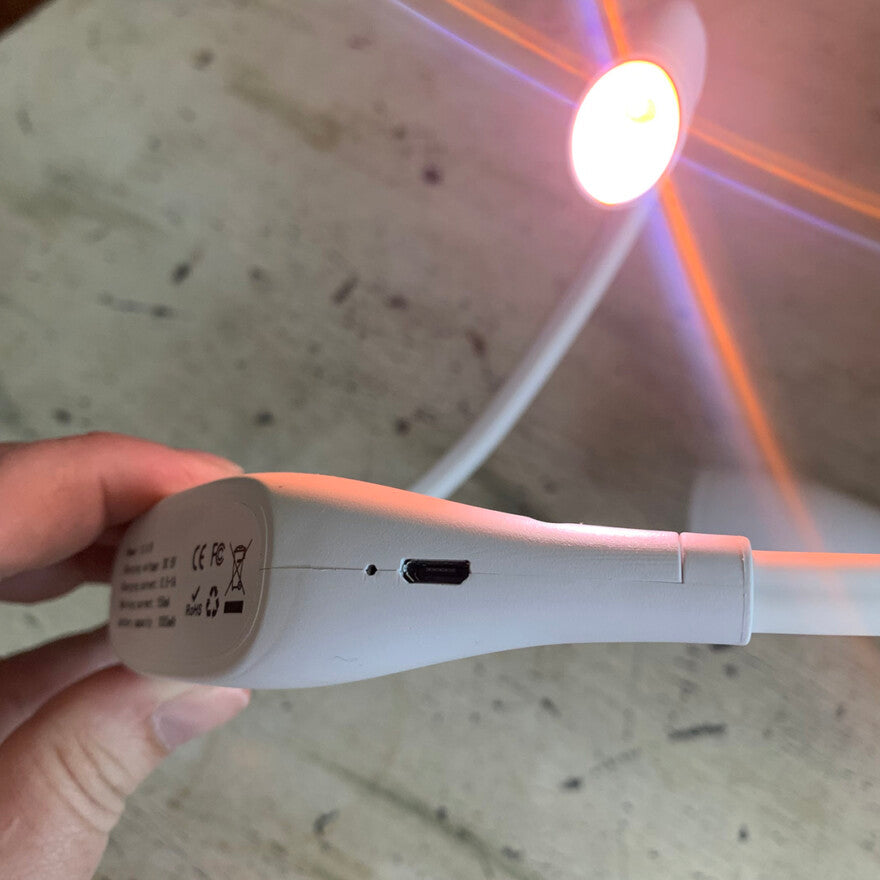 Lumos Knitting Light – See Every Stitch Anywhere